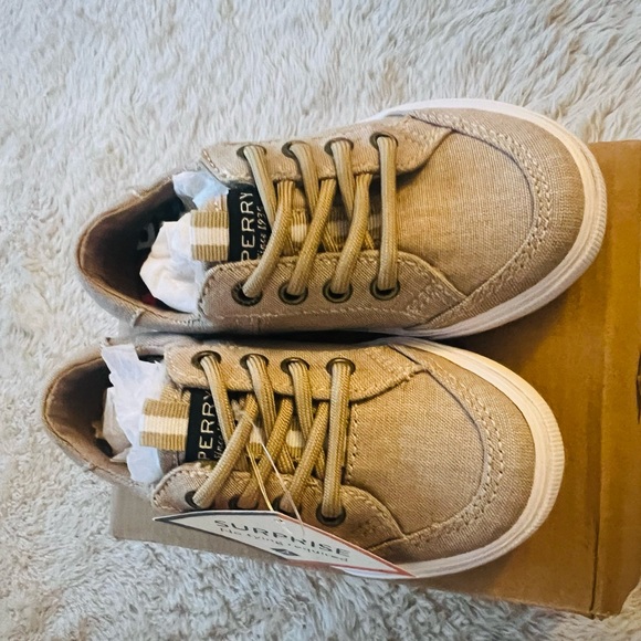 Sperry shoes - Picture 4 of 5